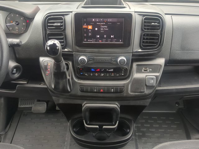 Used 2024 RAM ProMaster 2500 w/ Convenience Group FWD image 20