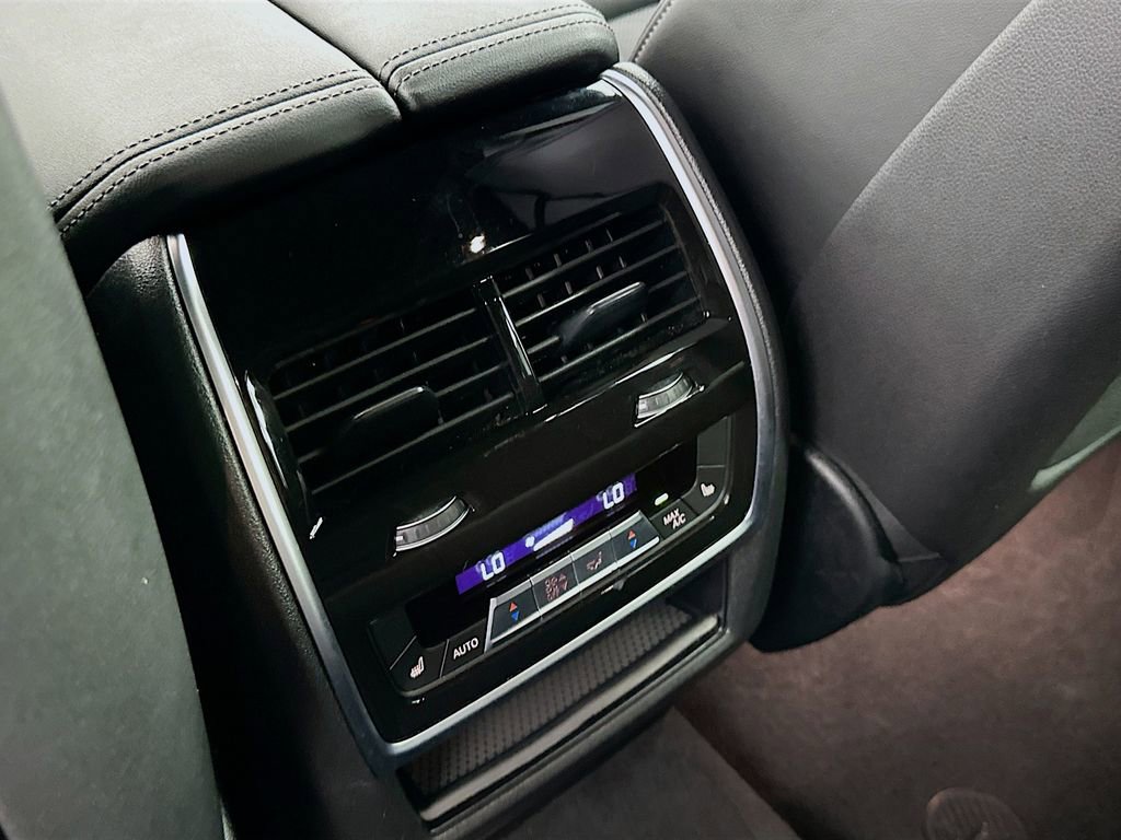 Used 2024 BMW X5 sDrive40i image 25