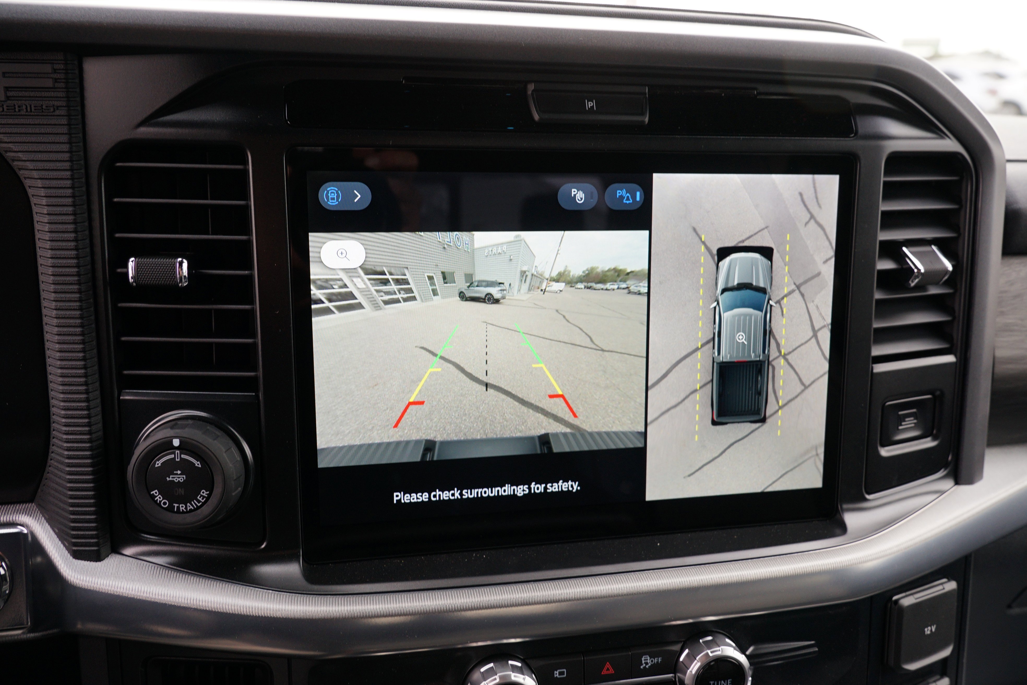 New 2025 Ford F150 Lariat w/ Equipment Group 502A High image 27