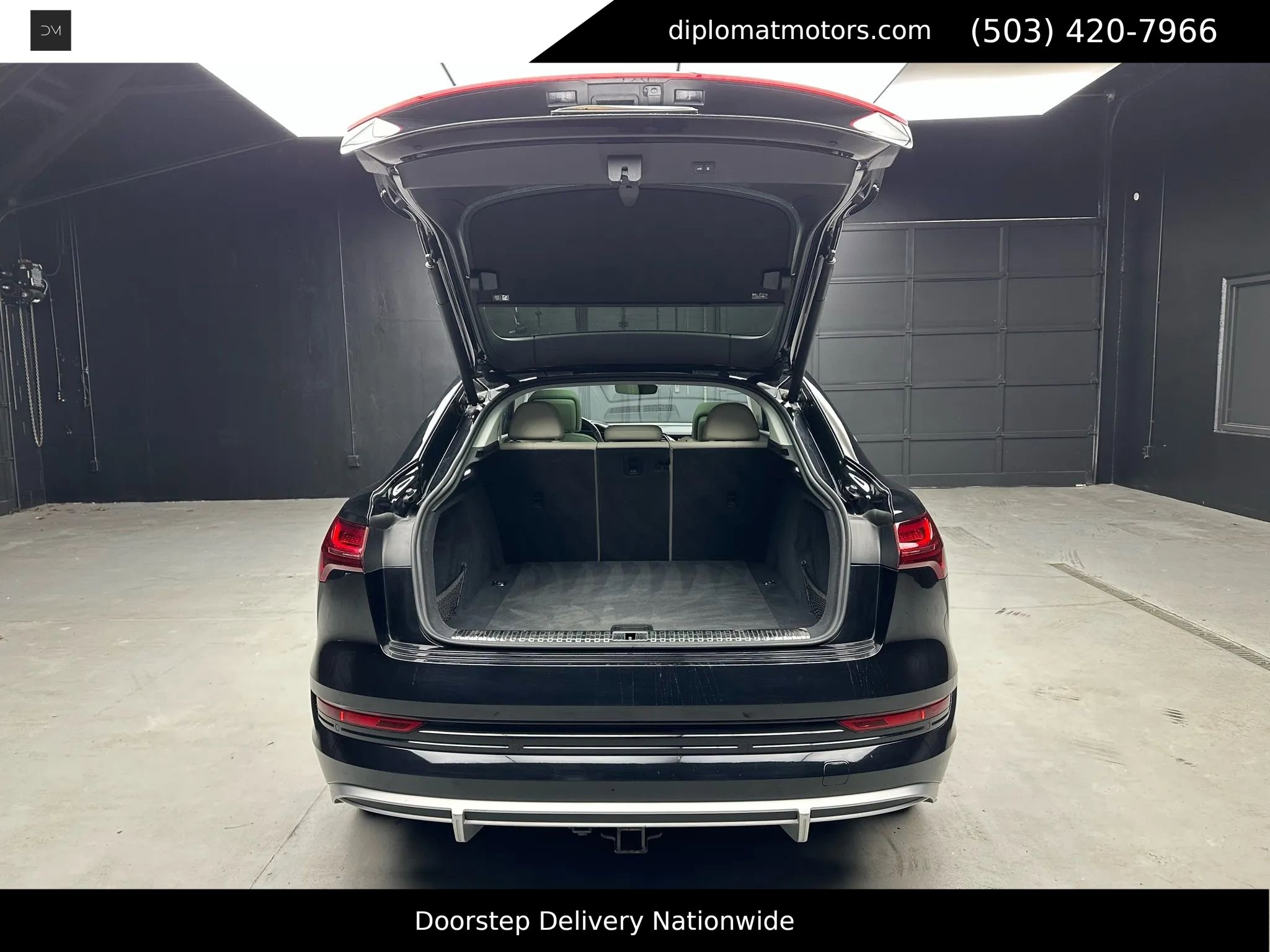 Used 2021 Audi e-tron Premium w/ Towing Package image 43