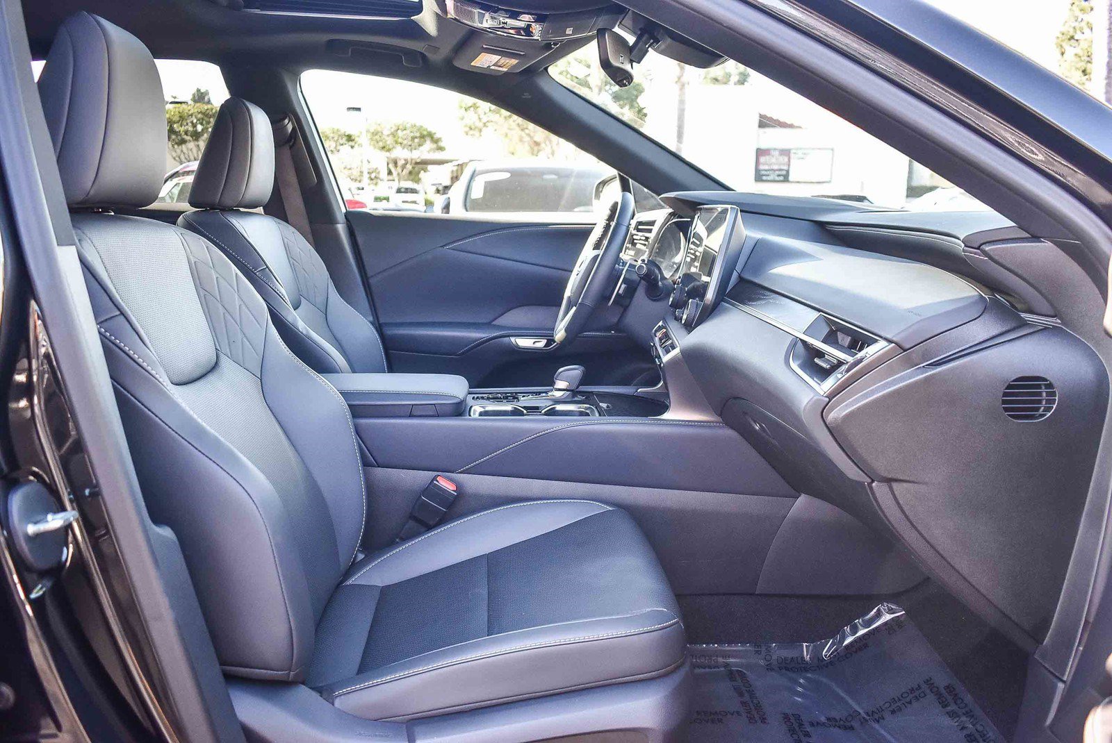 Used 2025 Lexus RX 350h image 16