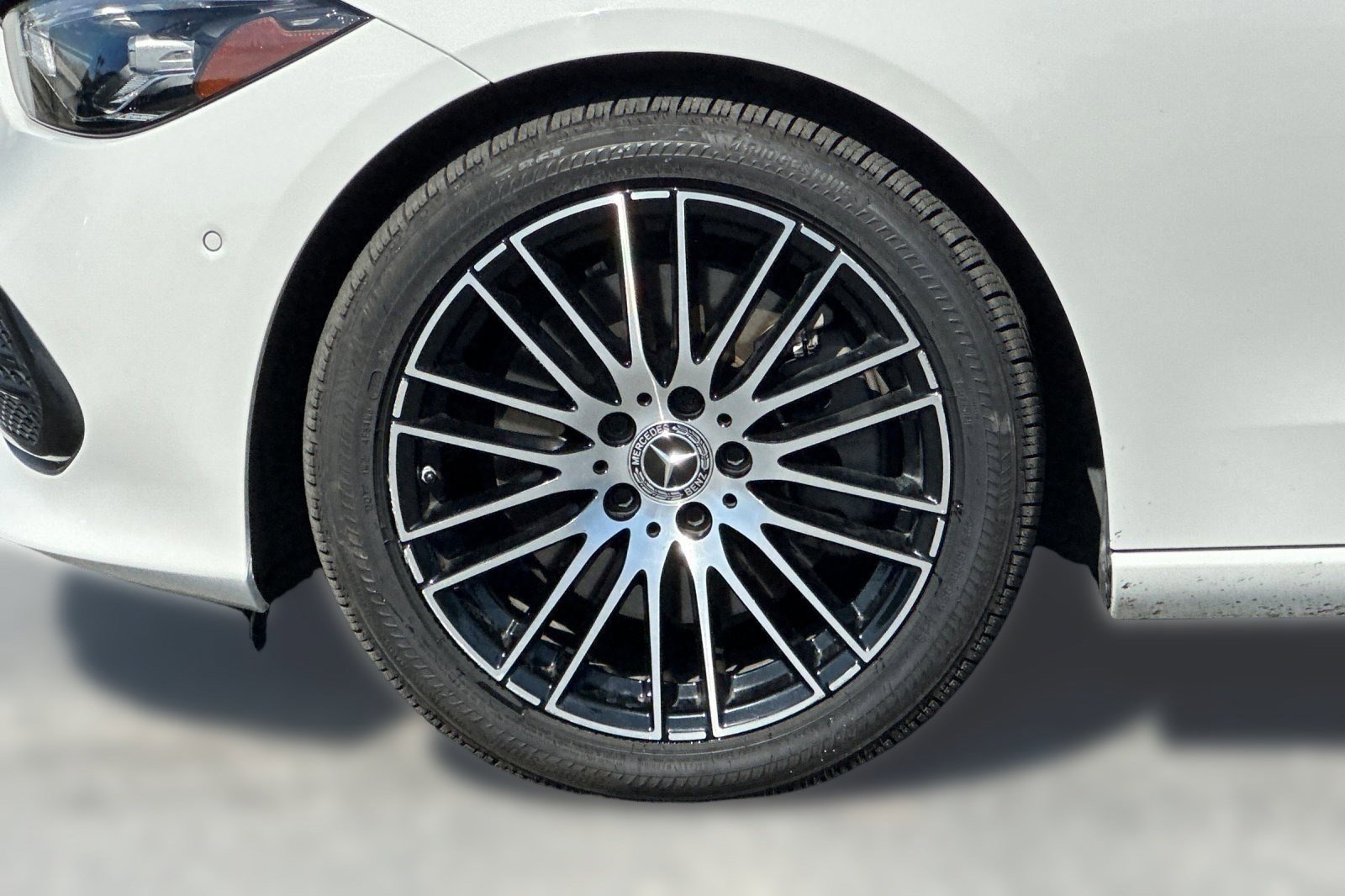 Used 2023 Mercedes-Benz C 300 Sedan image 11