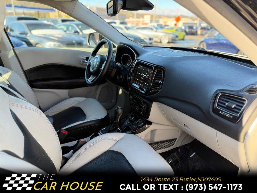 Used 2018 Jeep Compass Limited w/ Navigation Group image 26