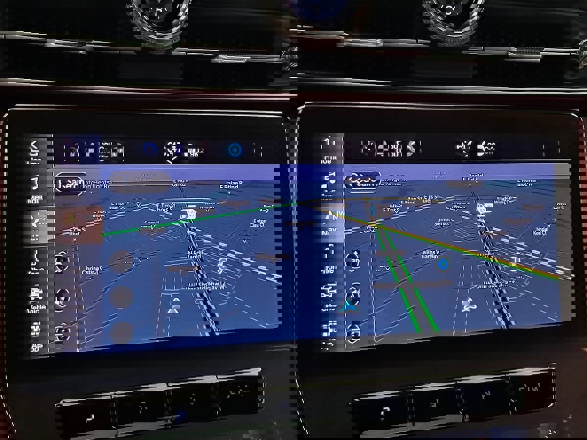 Used 2023 Maserati Grecale Modena image 27