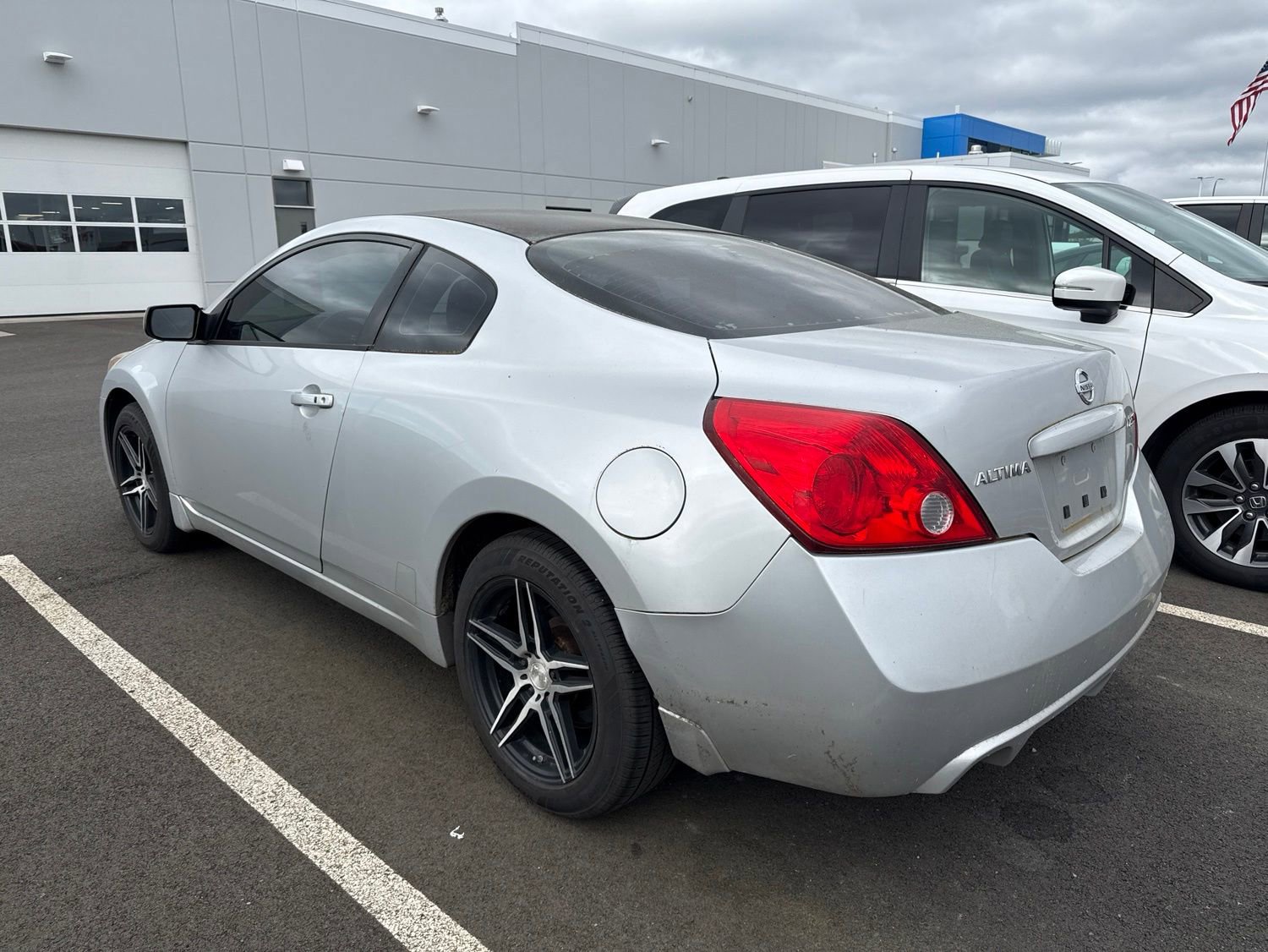 Used 2012 Nissan Altima 2.5 S FWD image 3