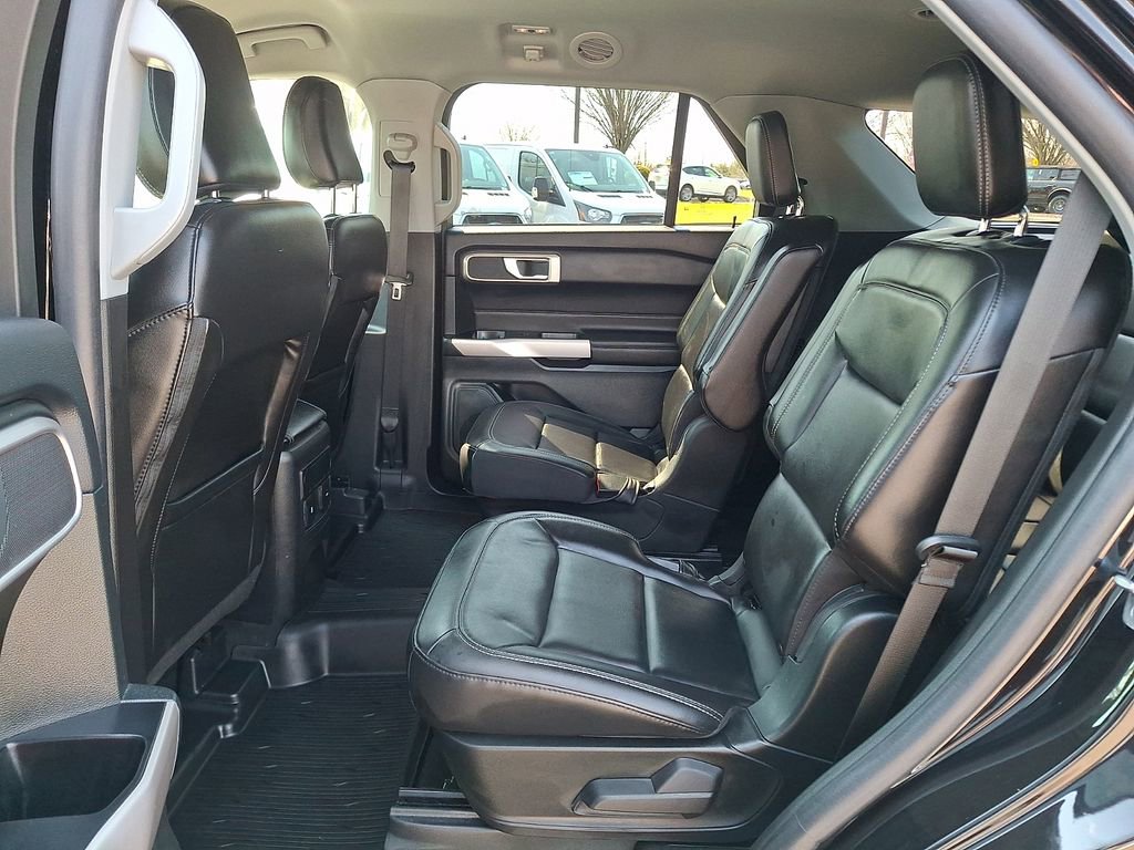 Certified 2023 Ford Explorer XLT w/ Equipment Group 202A image 13