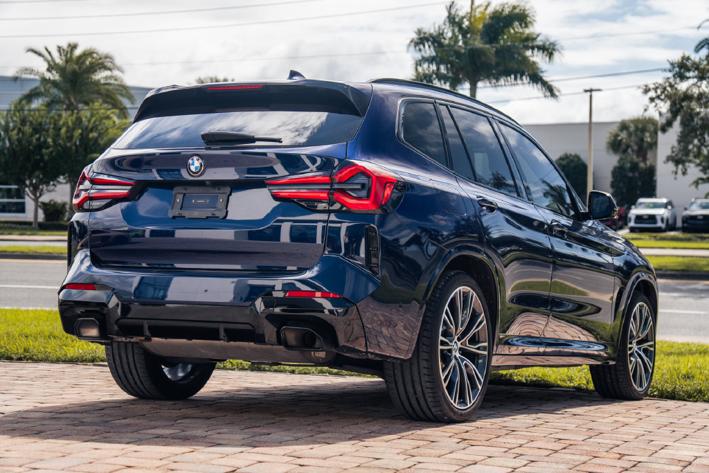 Used 2024 BMW X3 sDrive30i w/ Premium Package RWD image 5