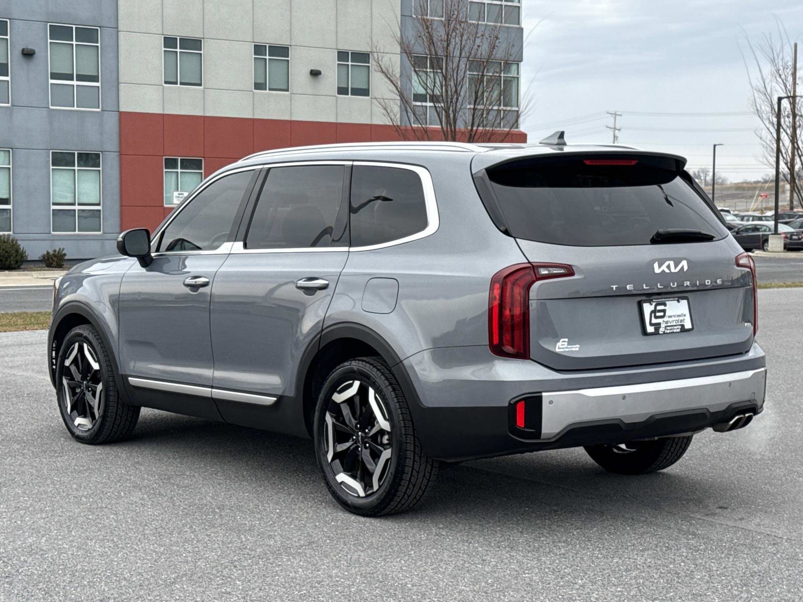 Used 2024 Kia Telluride S image 26