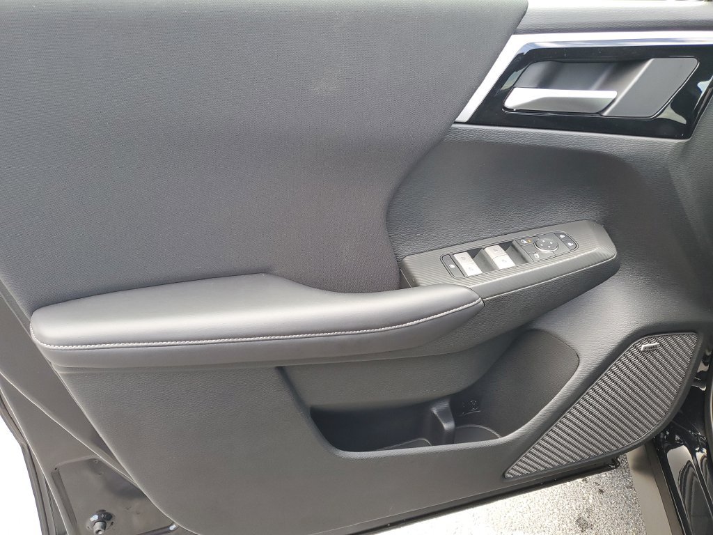 New 2026 Mitsubishi Outlander ES FWD image 17