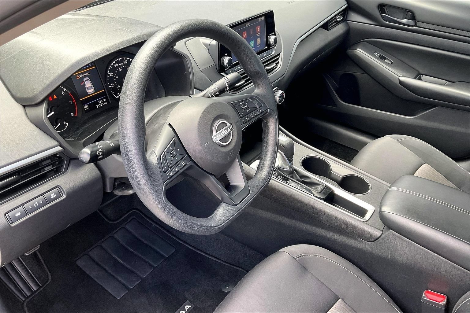 Used 2024 Nissan Altima 2.5 S FWD image 14