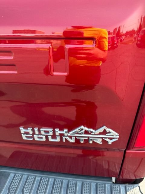 Used 2025 Chevrolet Silverado 1500 High Country AWD/4WD image 40