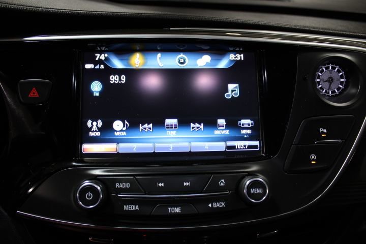 Used 2020 Buick Envision Essence image 26