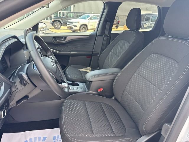 Used 2023 Ford Escape Active AWD/4WD image 15