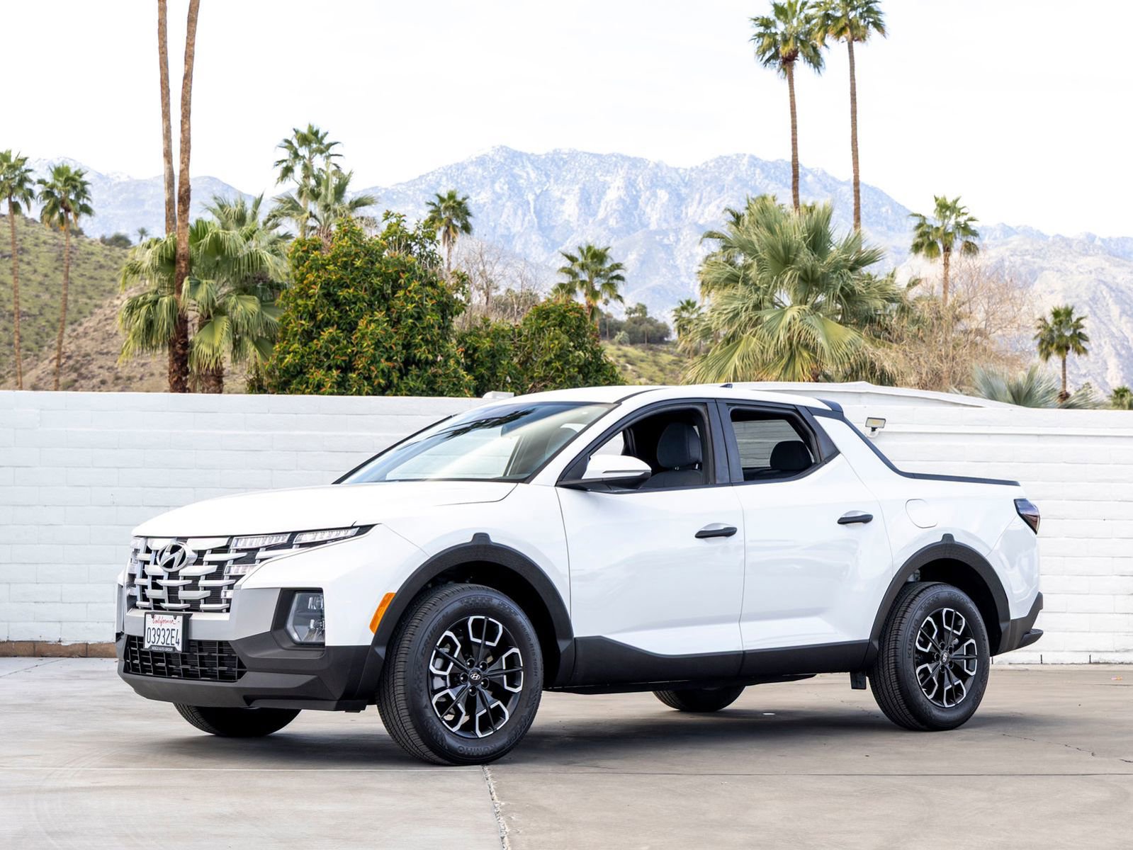 Used 2024 Hyundai Santa Cruz SEL image 1