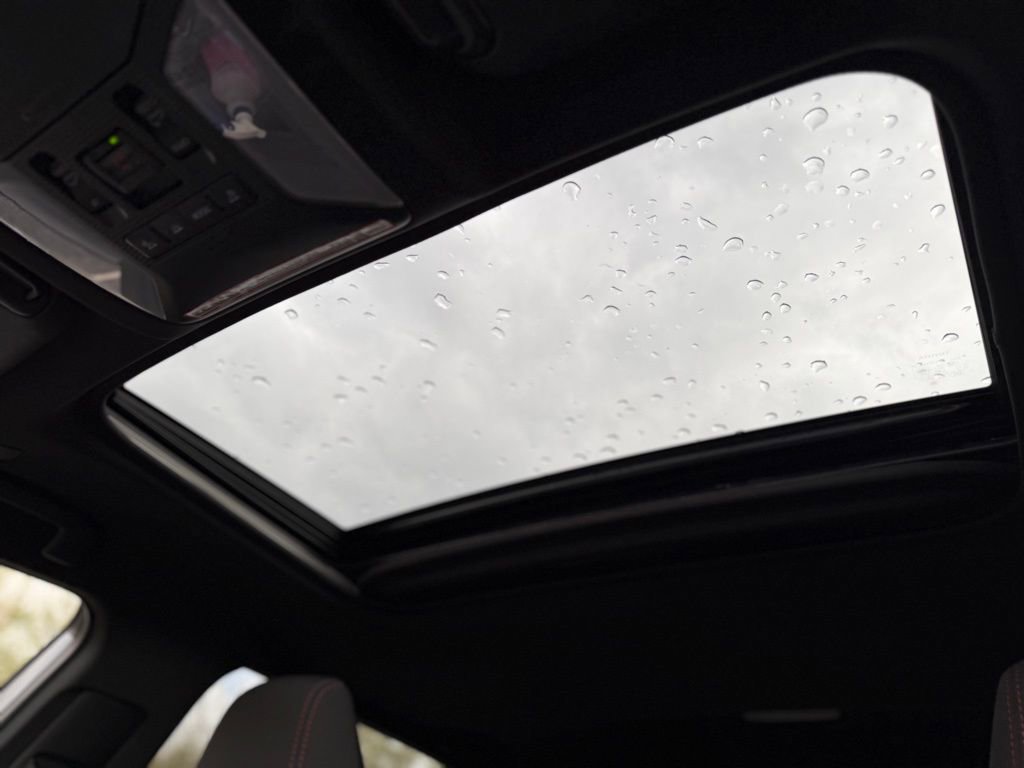 Used 2024 Toyota RAV4 SE w/ Weather & Moonroof Package image 20