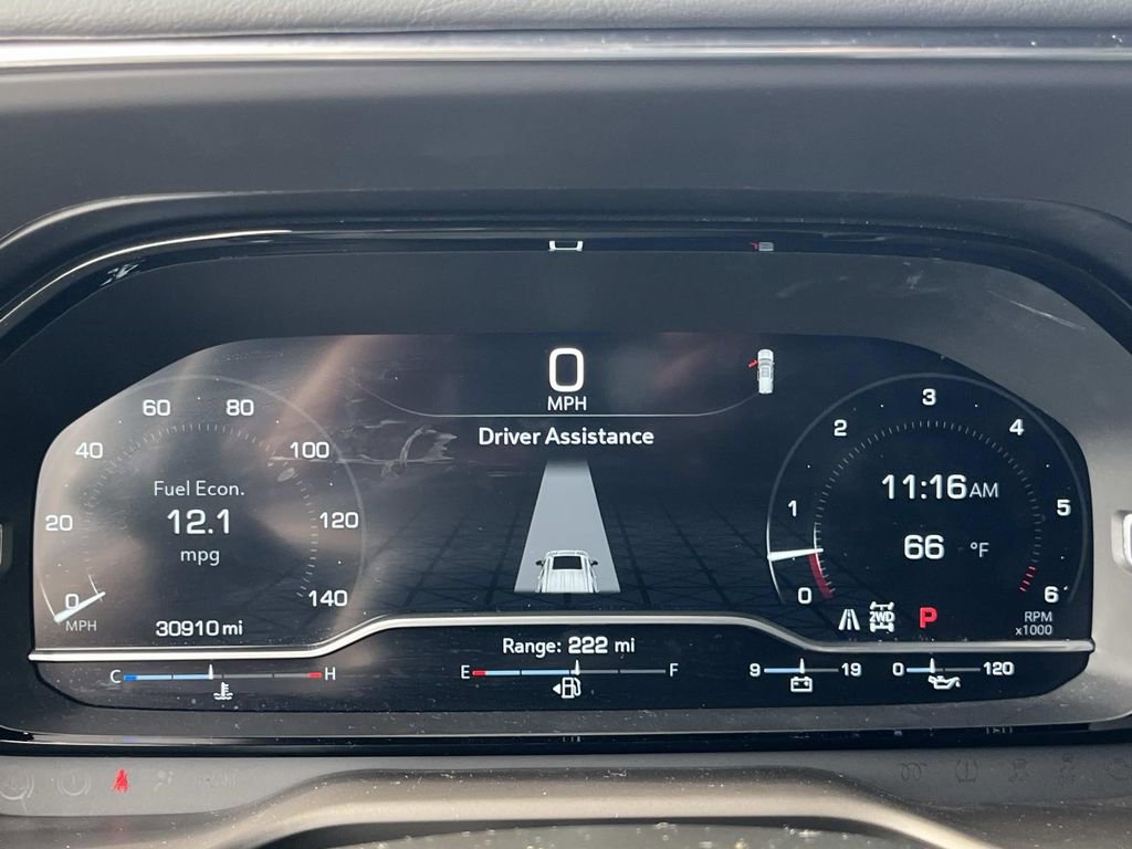 Used 2023 GMC Yukon XL Denali image 37