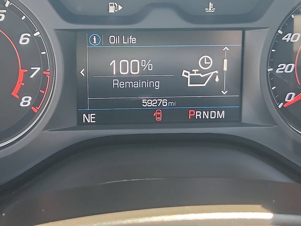 Used 2020 Chevrolet Camaro LT RWD image 13