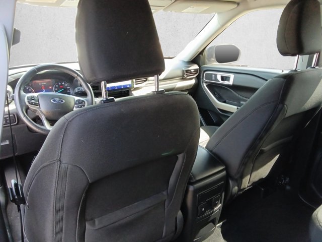 Used 2023 Ford Explorer XLT RWD image 18