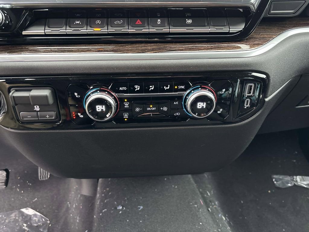 New 2026 GMC Sierra 1500 Elevation image 9