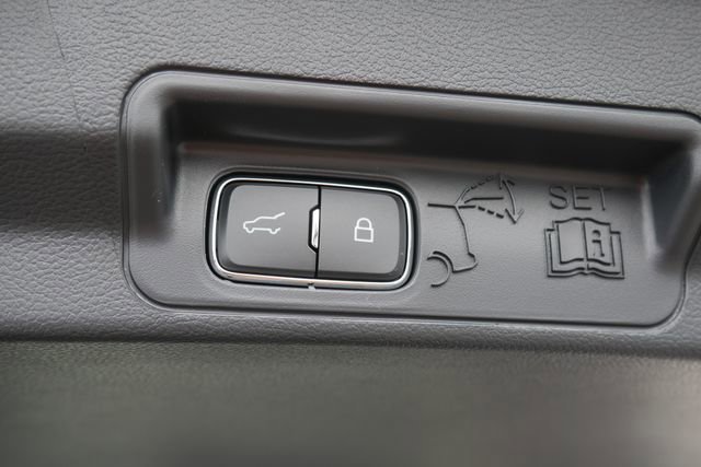 New 2026 Ford Explorer Active w/ Active Comfort Package image 13