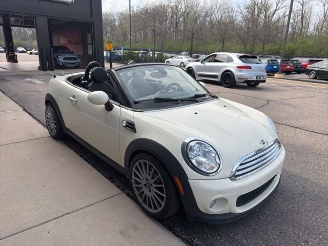 Used 2013 MINI Cooper Roadster FWD image 3