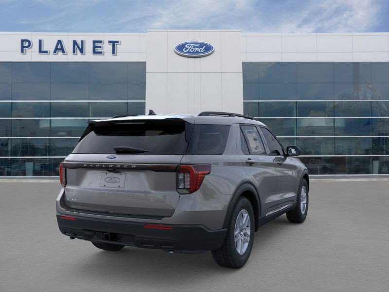 New 2025 Ford Explorer Active image 11