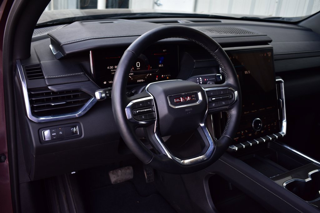 Used 2025 GMC Acadia Elevation image 39