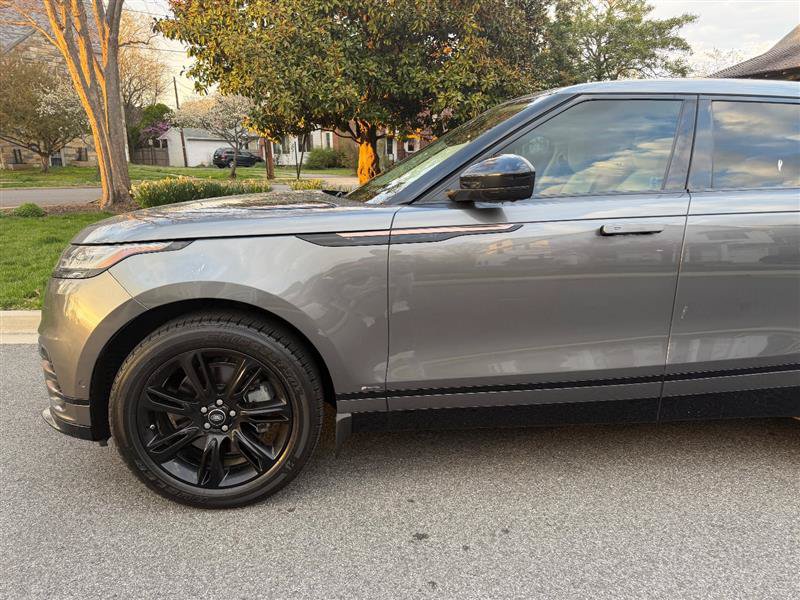 Used 2018 Land Rover Range Rover Velar R-Dynamic SE AWD/4WD image 14