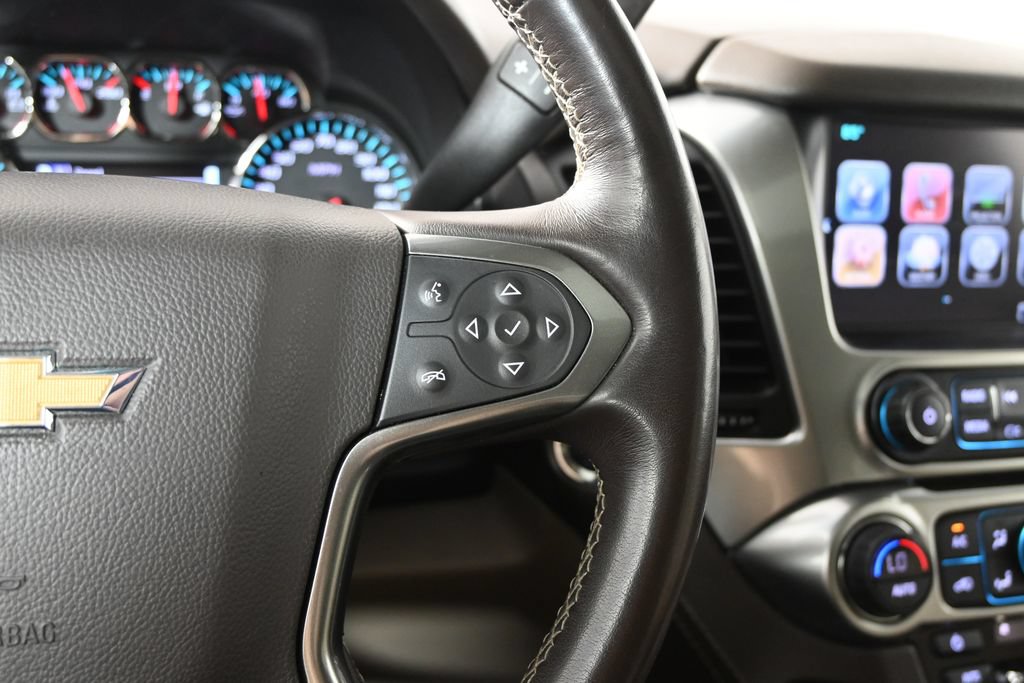 Used 2017 Chevrolet Suburban Premier AWD/4WD image 39