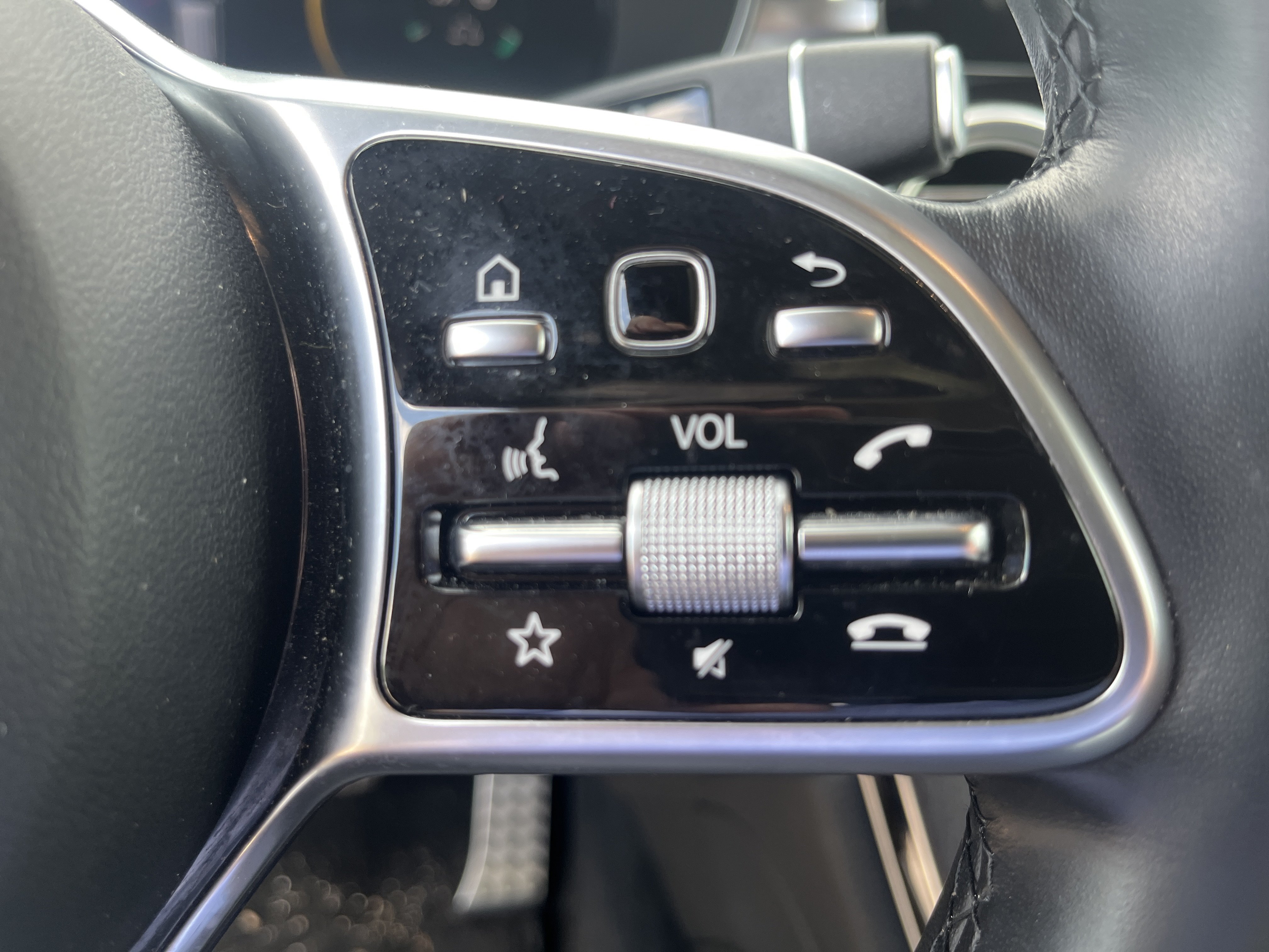 Used 2022 Mercedes-Benz GLC 300 4MATIC image 21