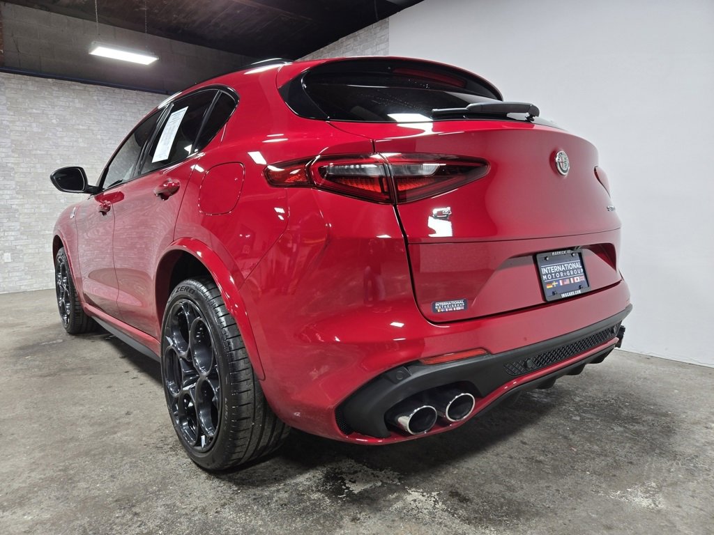 Used 2022 Alfa Romeo Stelvio Quadrifoglio w/ Active Assist Plus Package image 43