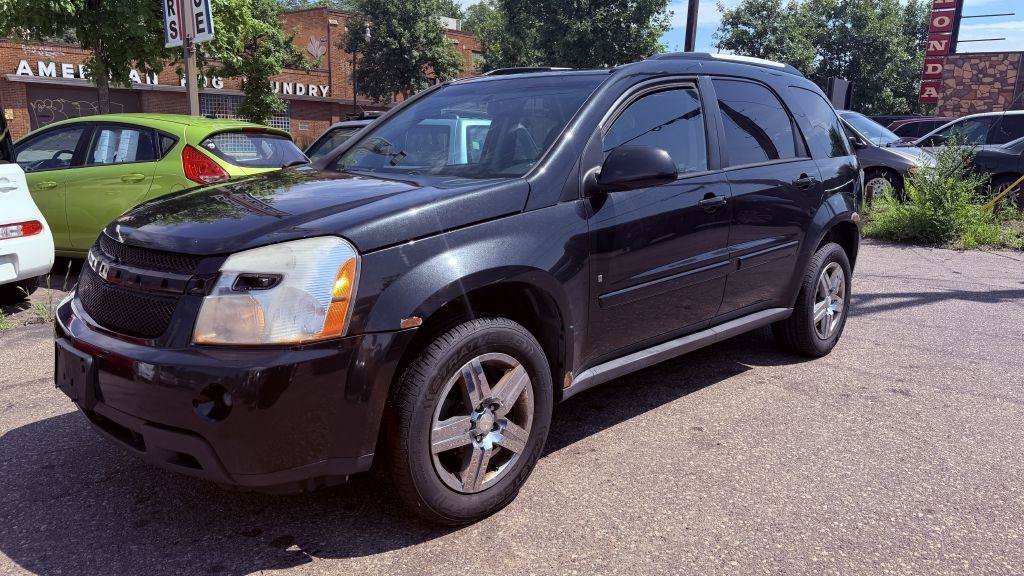 Used 2008 Chevrolet Equinox LT w/ LT Preferred Equipment Group AWD/4WD image 2