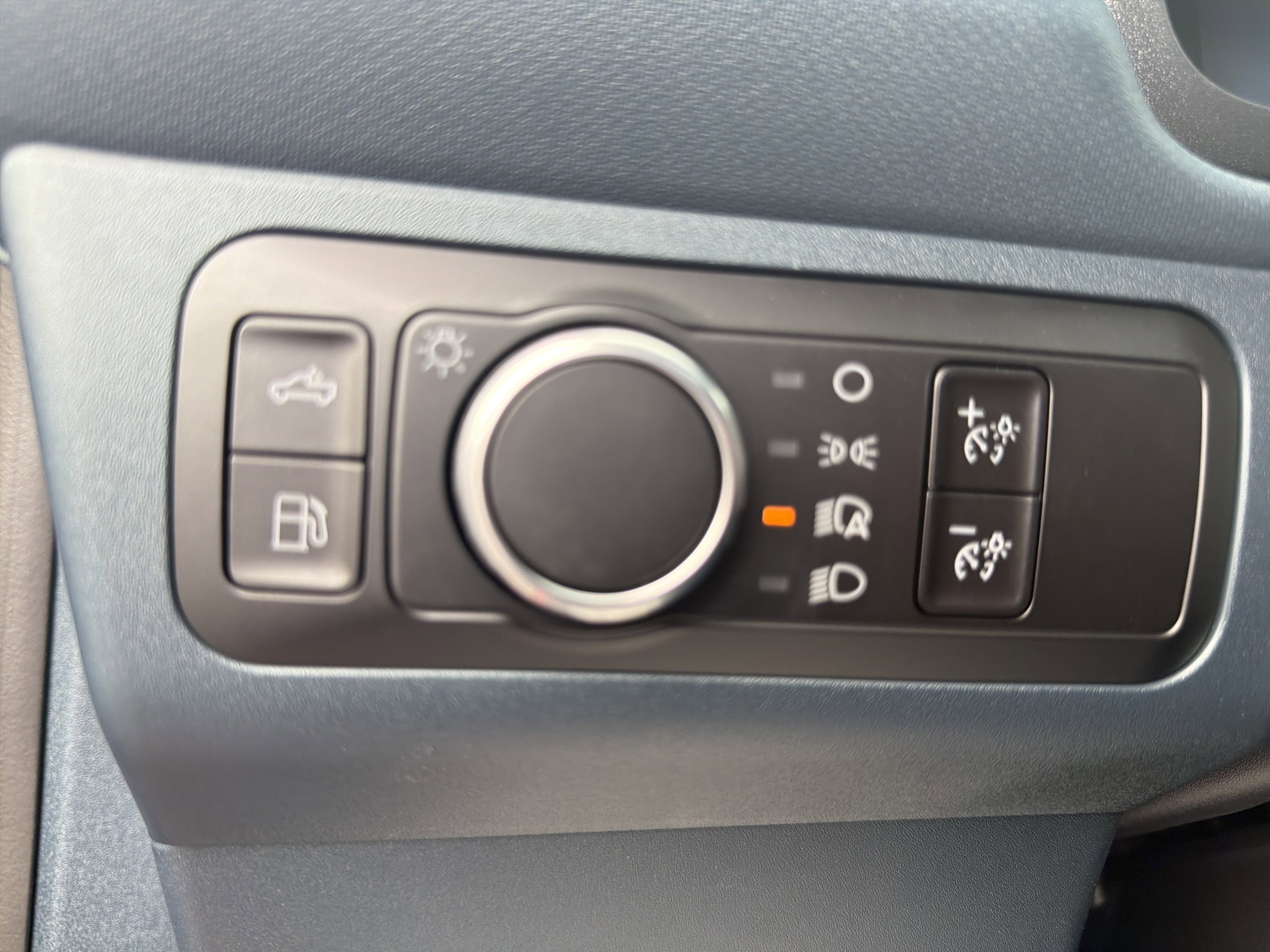 New 2025 Ford Maverick XLT w/ Equipment Group 301A image 28