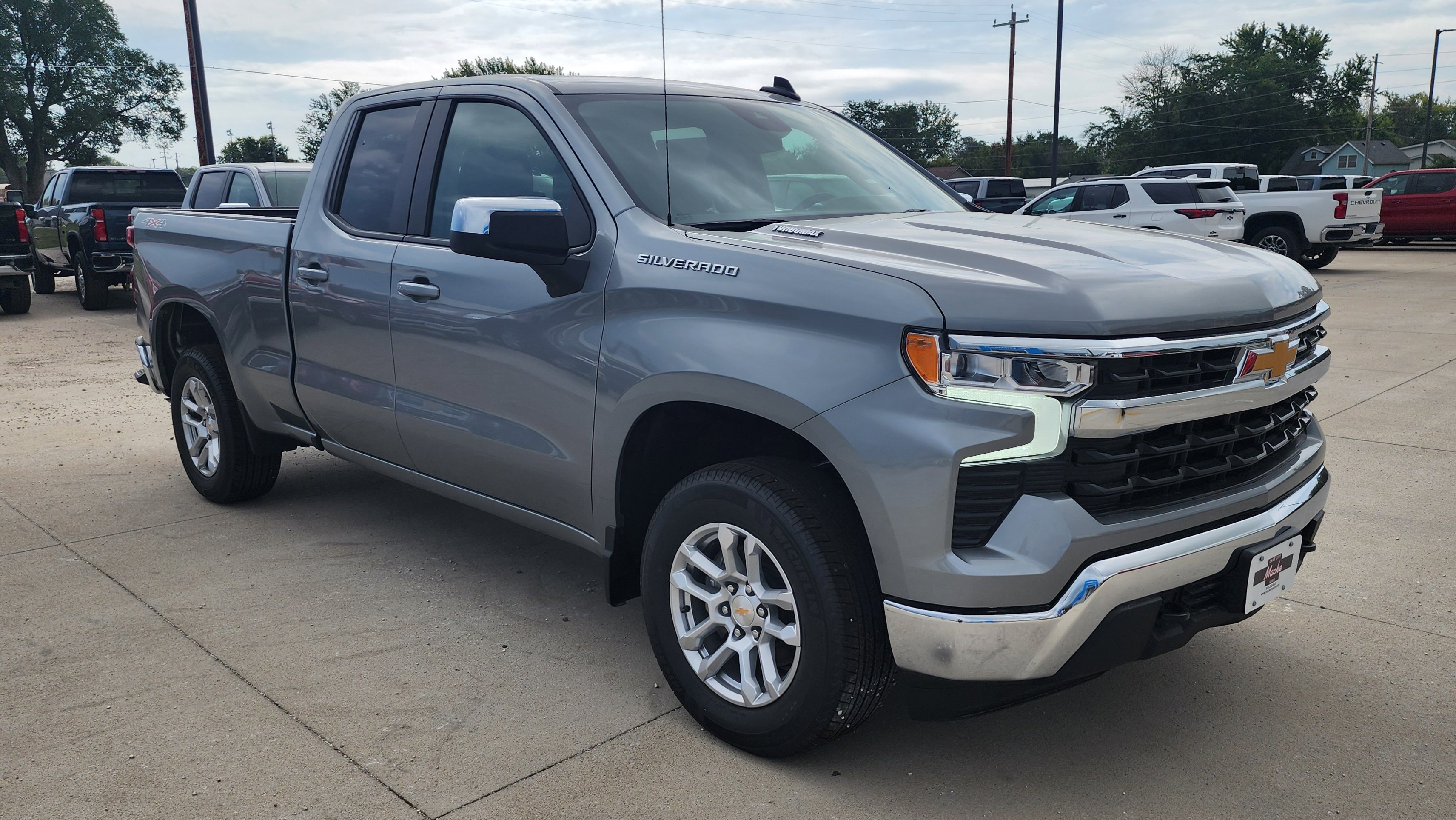 New 2026 Chevrolet Silverado 1500 LT image 3