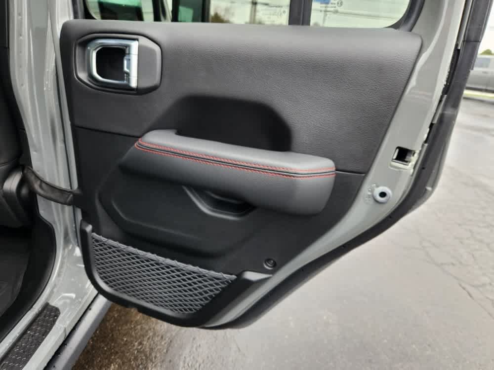 Used 2023 Jeep Wrangler Unlimited Rubicon w/ Xtreme 35 Tire Package image 12