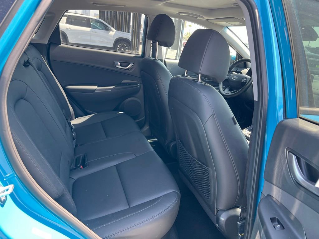 Used 2022 Hyundai Kona Limited FWD image 13