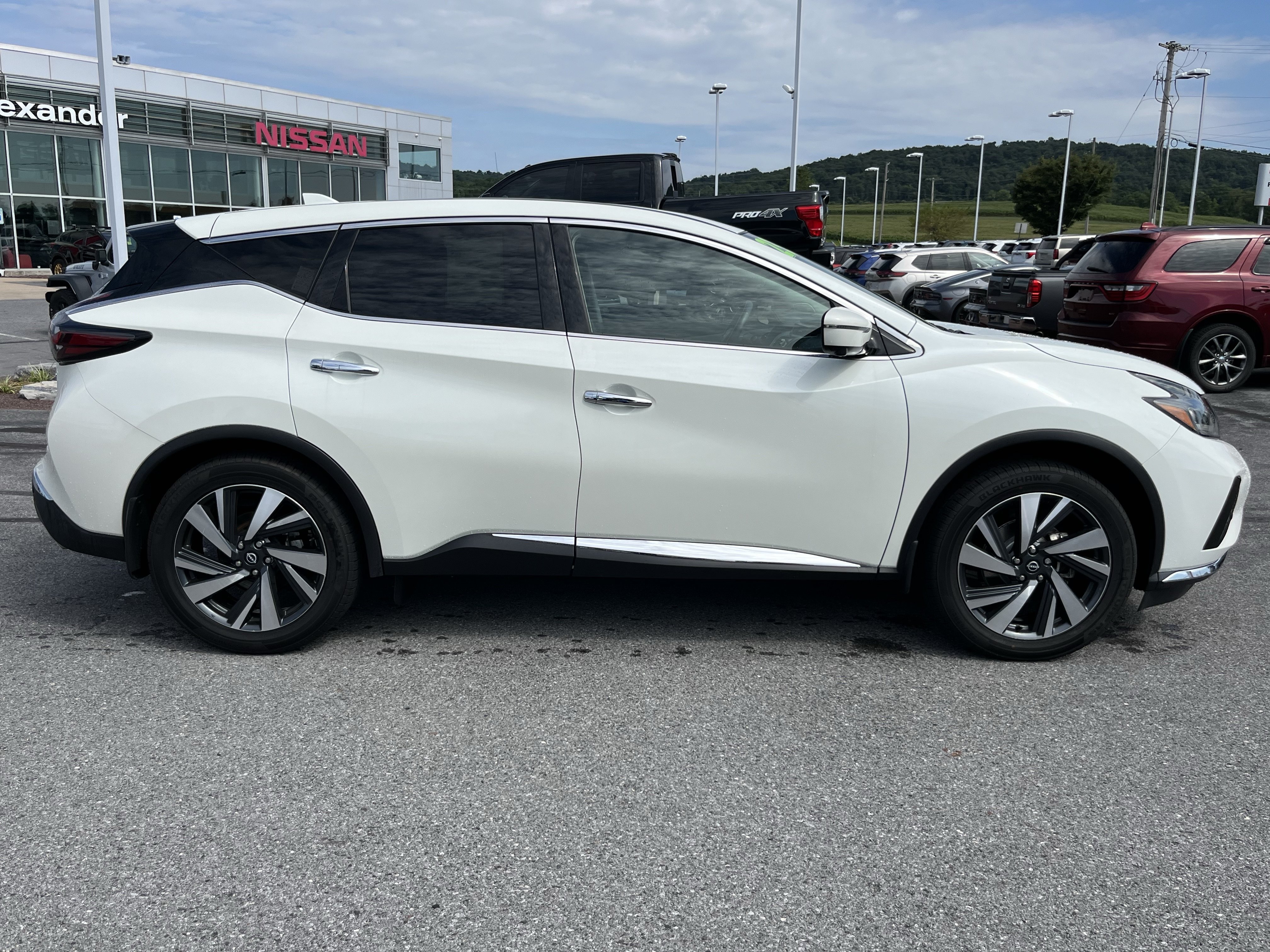 Used 2023 Nissan Murano SL w/ SL Moonroof Package AWD/4WD video 2