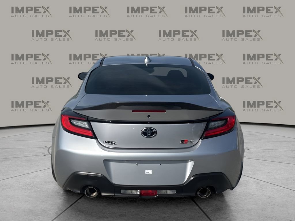 Used 2025 Toyota GR86 w/ Performance Package image 4