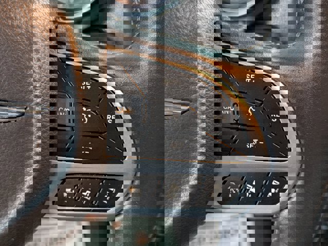 Used 2017 Chrysler 300 C w/ Safetytec Plus Group image 34