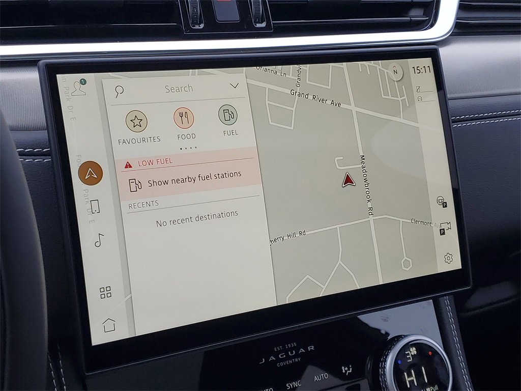 New 2025 Jaguar F-PACE R-Dynamic S image 21