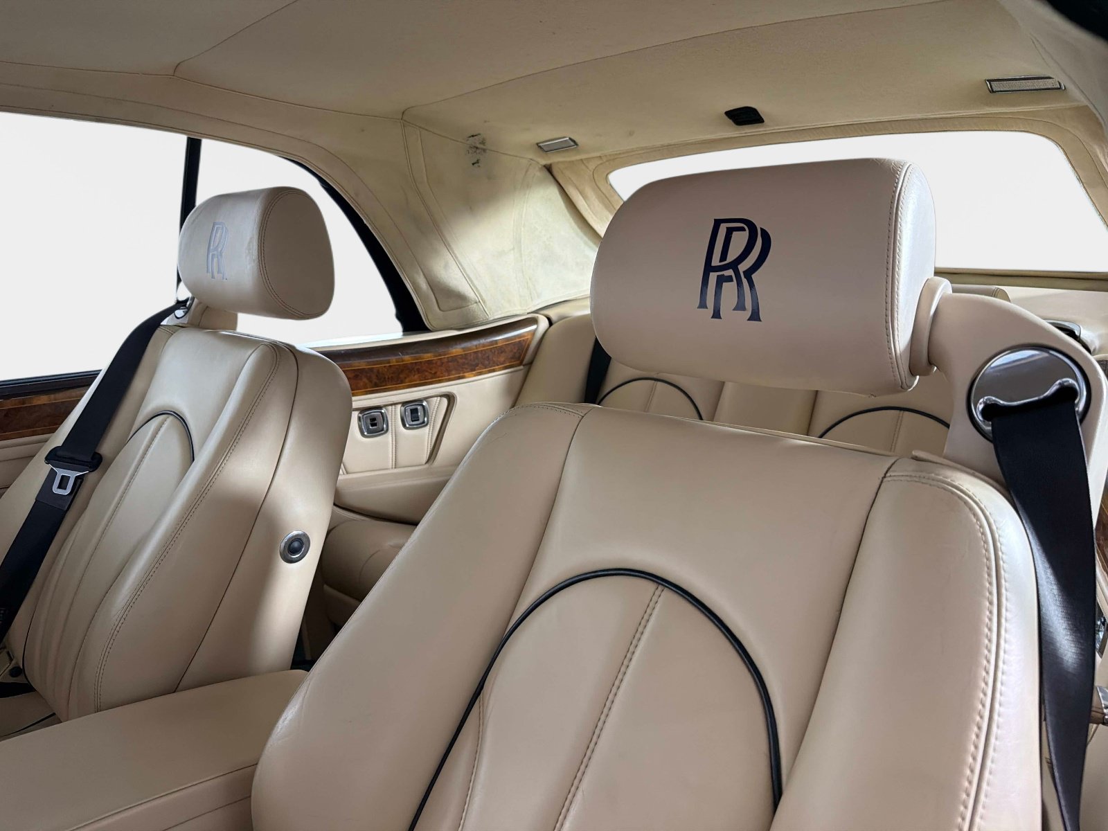 Used 2000 Rolls-Royce Corniche RWD image 30