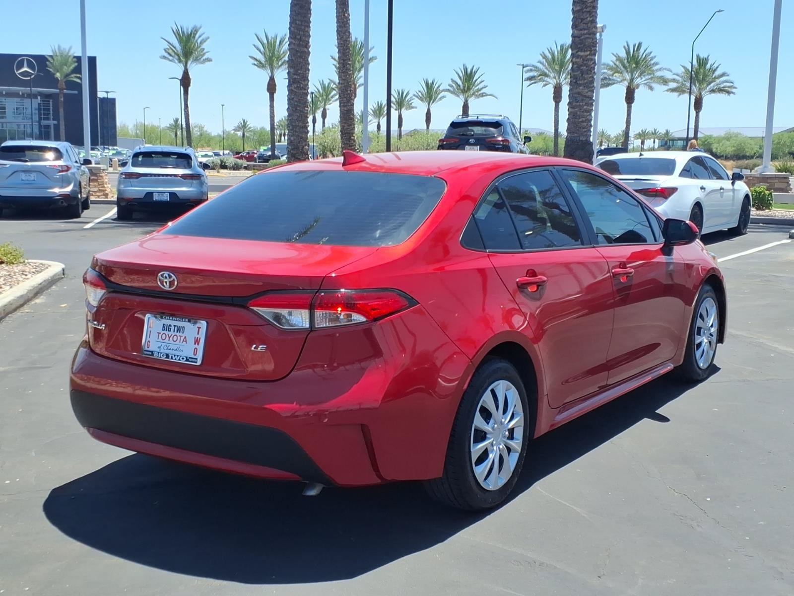 Certified 2020 Toyota Corolla LE FWD image 3