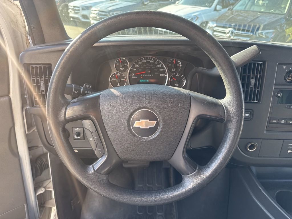 Used 2010 Chevrolet Express 3500 Extended image 11