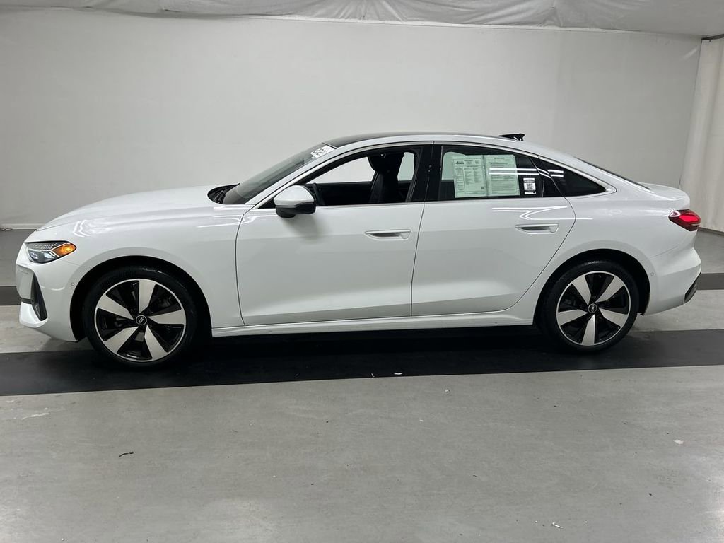 Used 2025 Audi A5 2.0T Premium Plus w/ Premium Plus AWD/4WD image 6