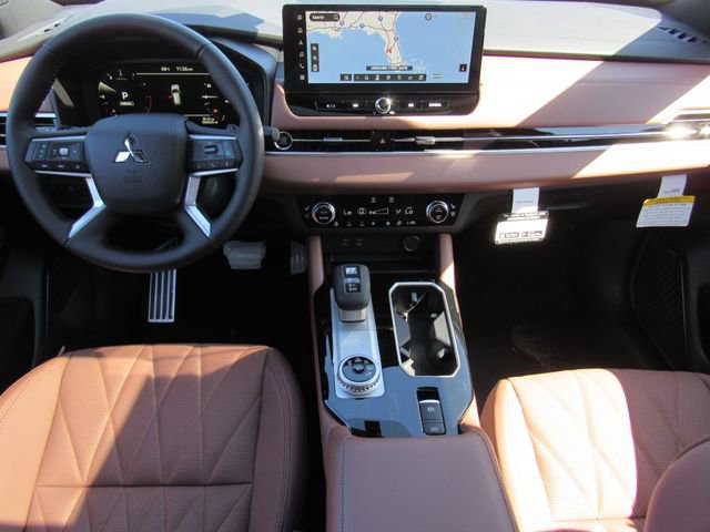 New 2026 Mitsubishi Outlander SEL FWD image 17