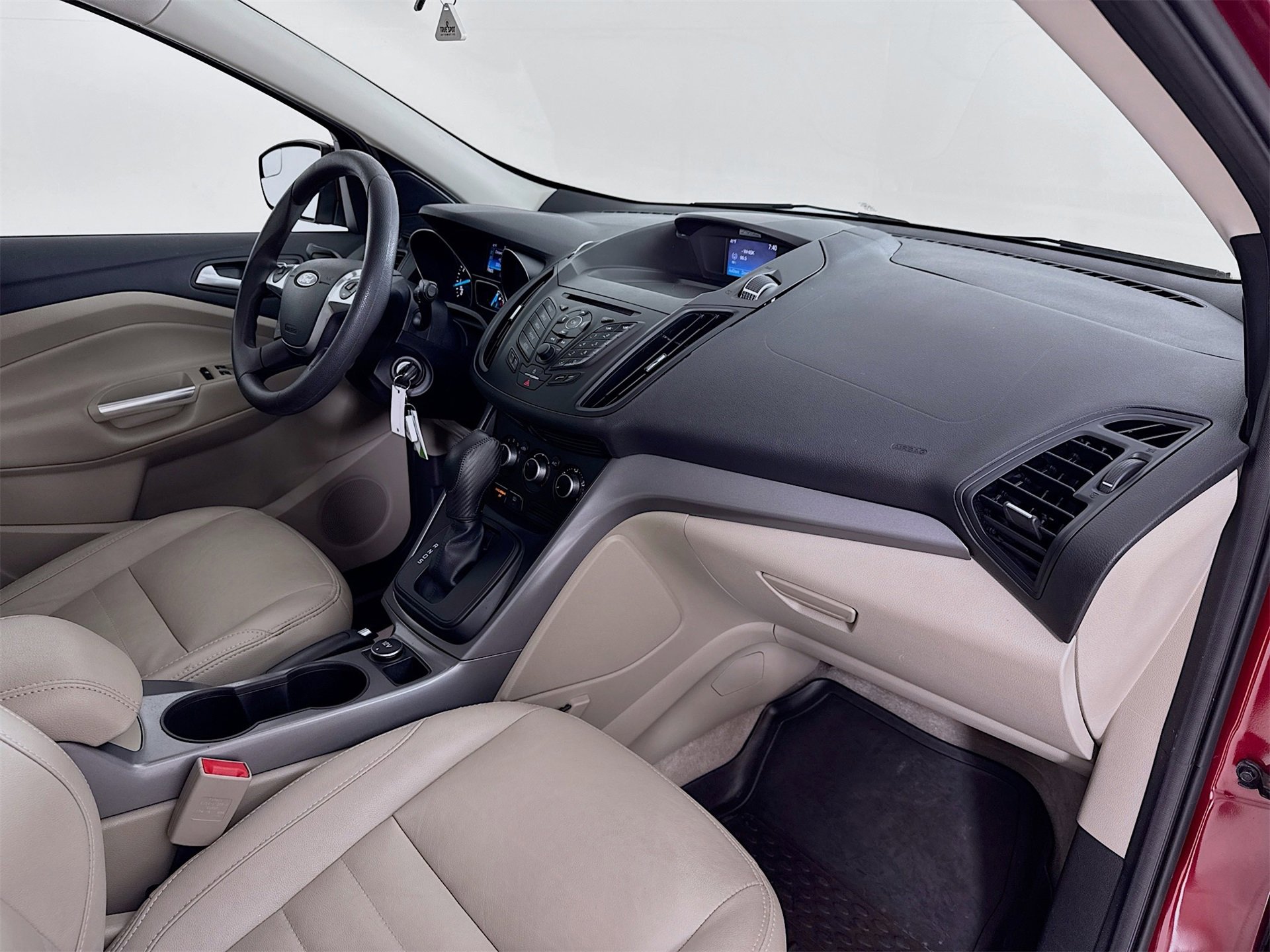 Used 2016 Ford Escape SE image 29