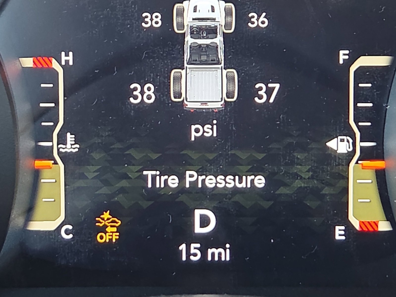 New 2026 Jeep Gladiator Mojave w/ Safety Group image 23