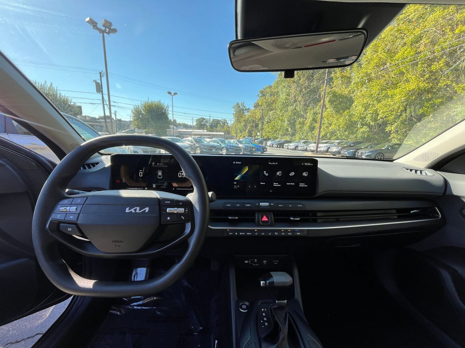 Used 2025 Kia K4 LXS image 28