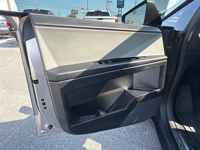 Used 2025 Tesla Cybertruck Cyberbeast AWD/4WD image 29