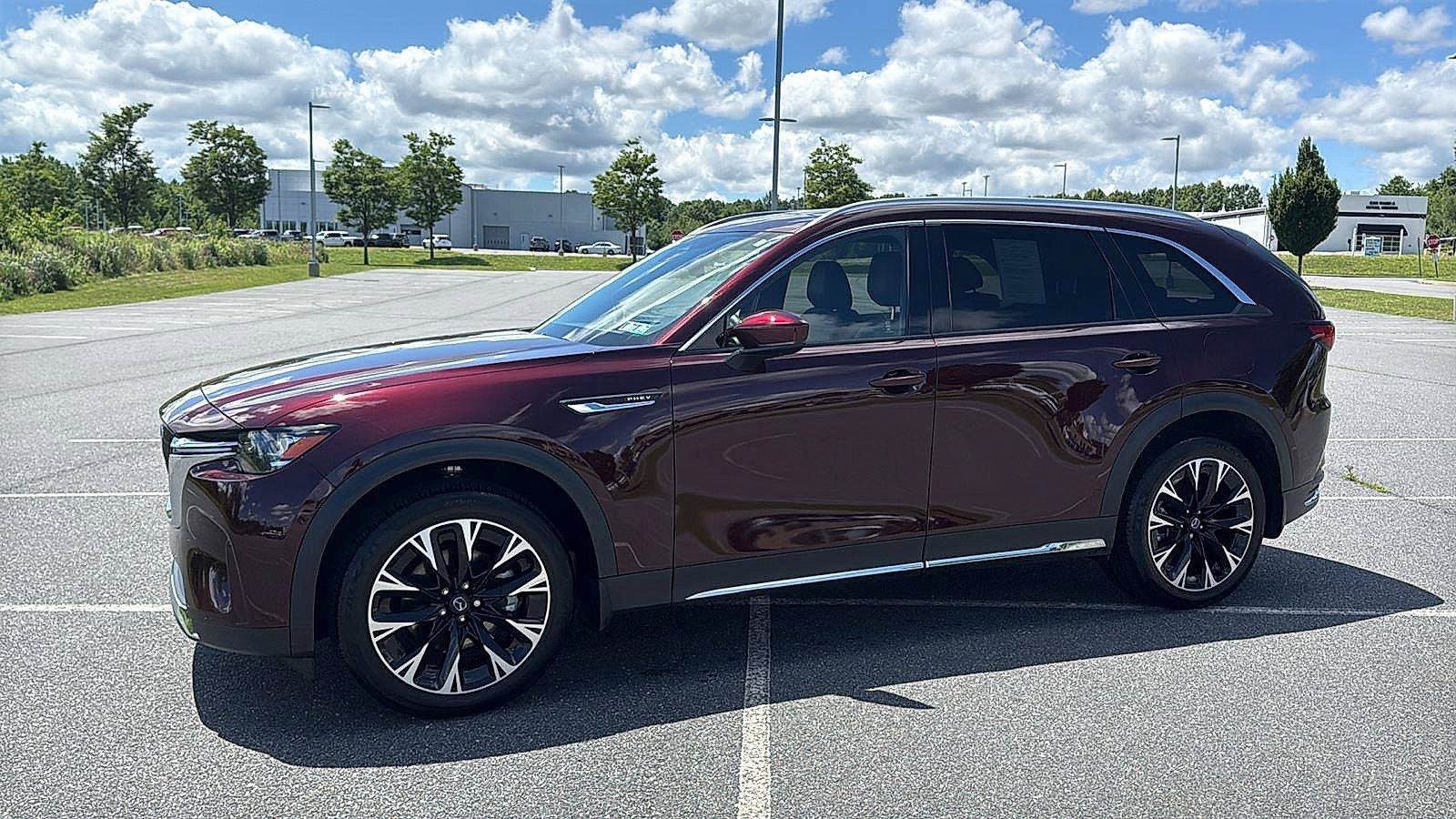 Certified 2025 MAZDA CX-90 Plug-In Hybrid w/ Premium Plus AWD/4WD image 13